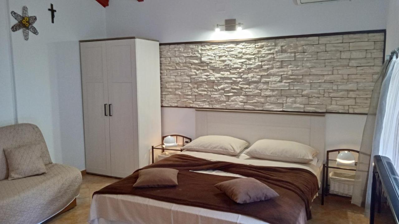 Apartments Janjac Vodice Esterno foto