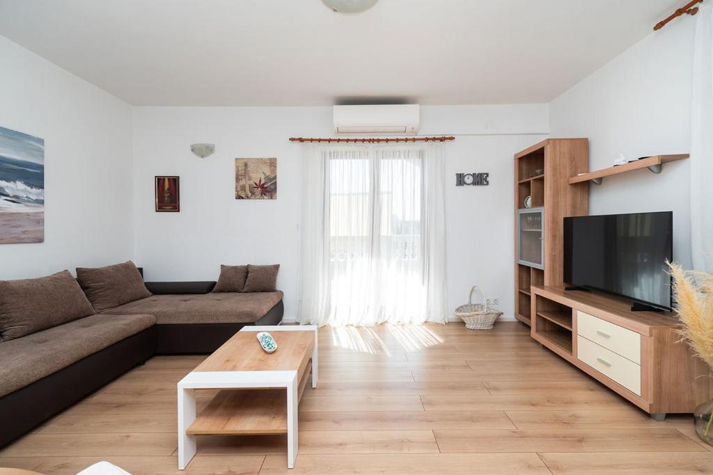 Apartments Janjac Vodice Esterno foto
