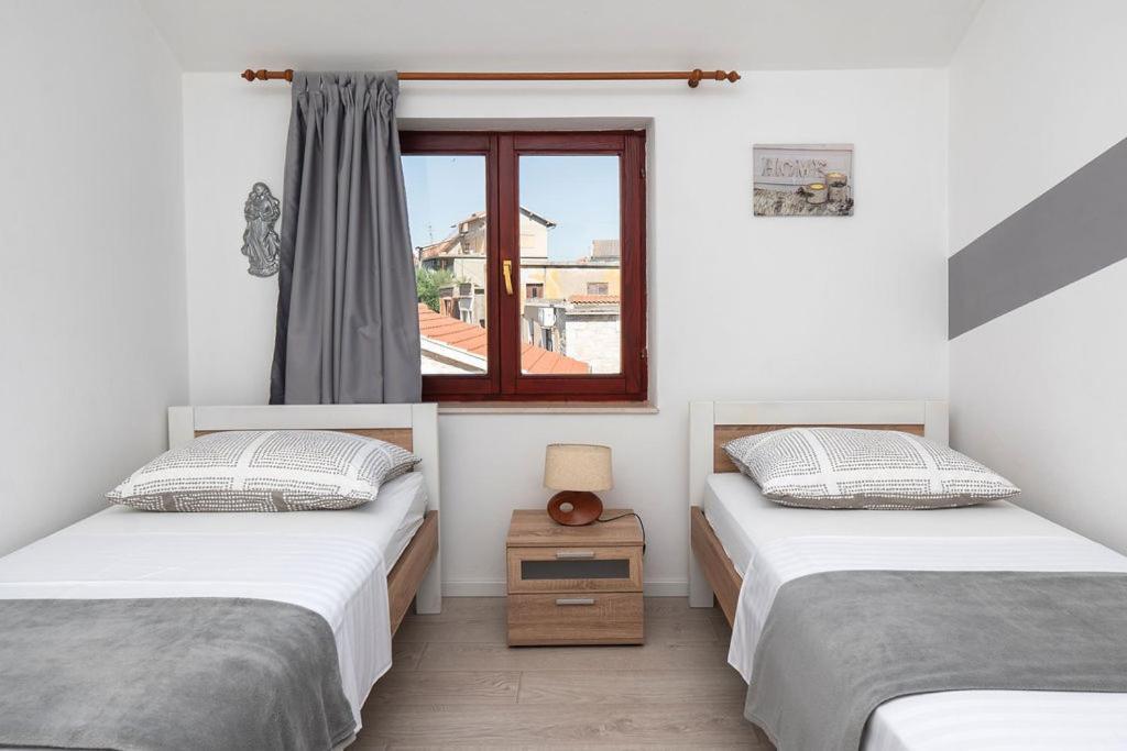 Apartments Janjac Vodice Esterno foto
