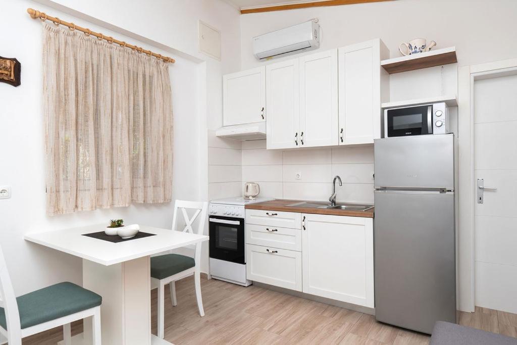 Apartments Janjac Vodice Esterno foto