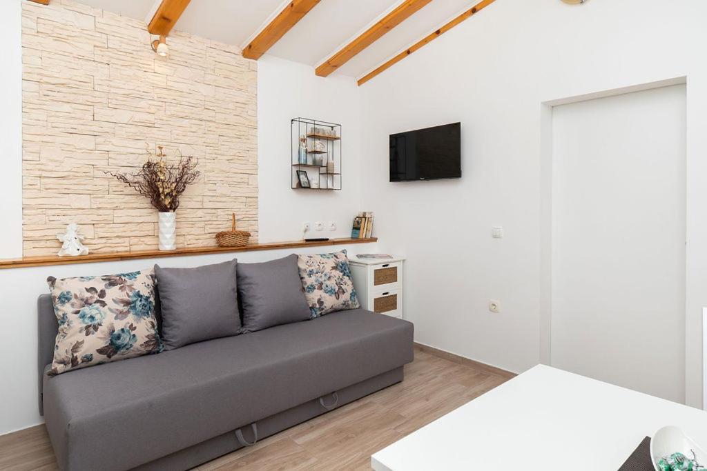 Apartments Janjac Vodice Esterno foto