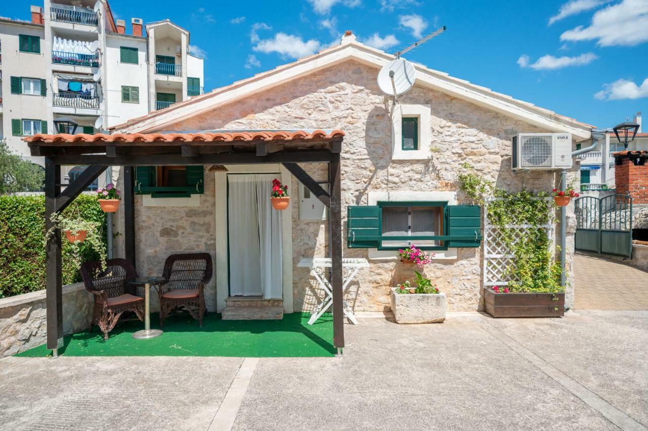 Apartments Janjac Vodice Esterno foto