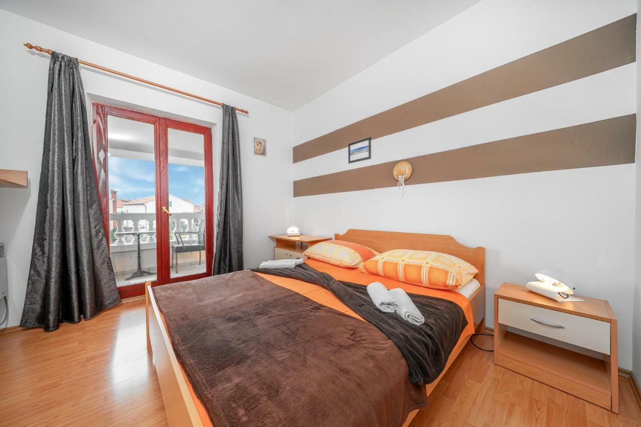 Apartments Janjac Vodice Esterno foto