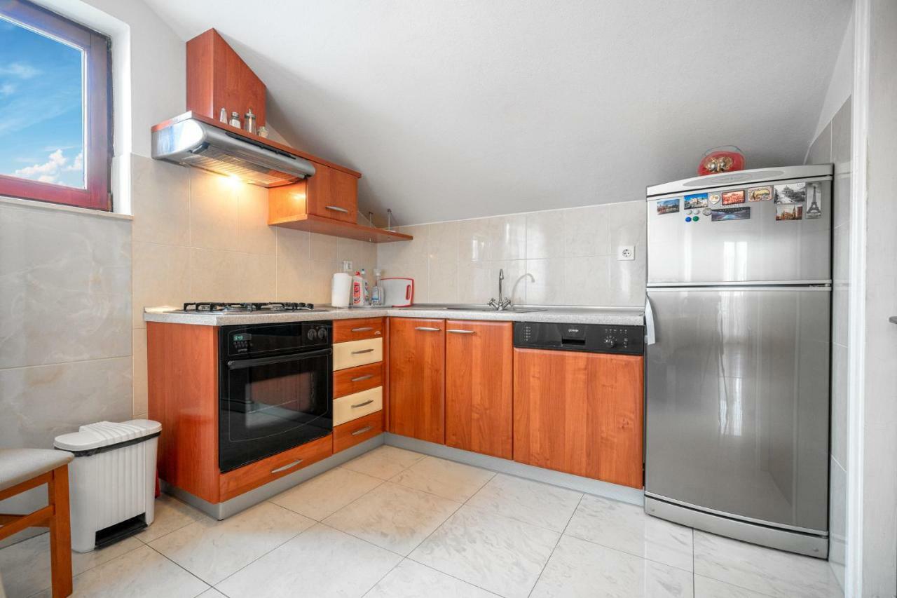 Apartments Janjac Vodice Esterno foto