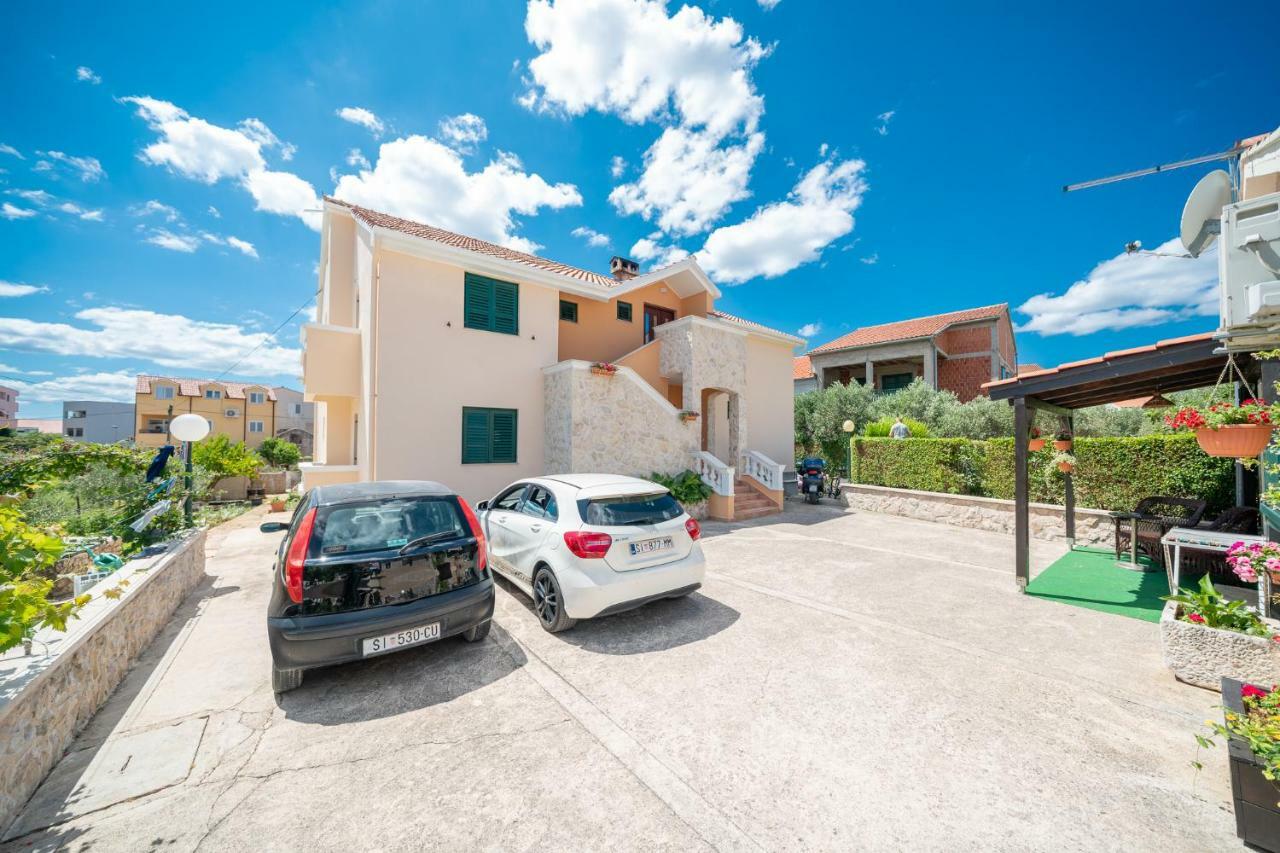 Apartments Janjac Vodice Esterno foto